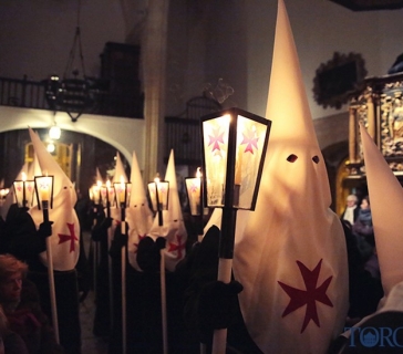 viacrucis_toro_zamoranews (10)_tn