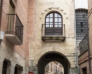 Palacios, Puertas y lugares con encanto